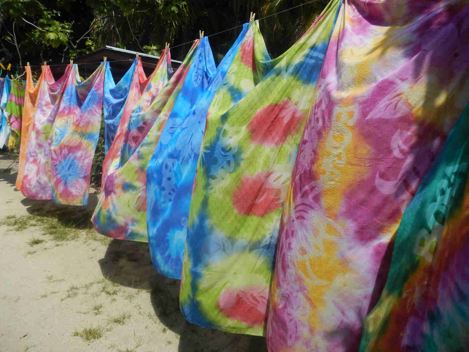Traditional dyed Polynesian cloth